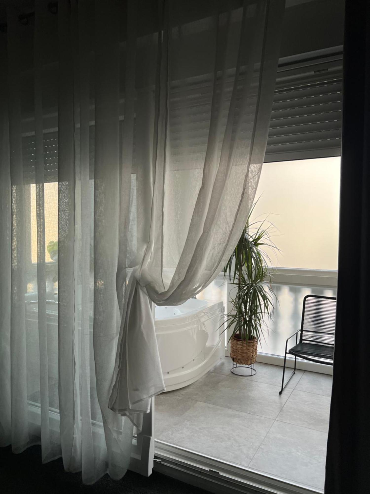 Luxrooms - Hotel Type With Private Jacuzzi Bjelovar Dış mekan fotoğraf